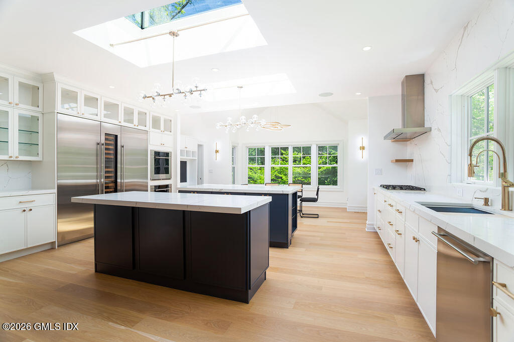 7 Bailiwick Road Greenwich, CT 06831 - Photo 19 of 45 Kitchen