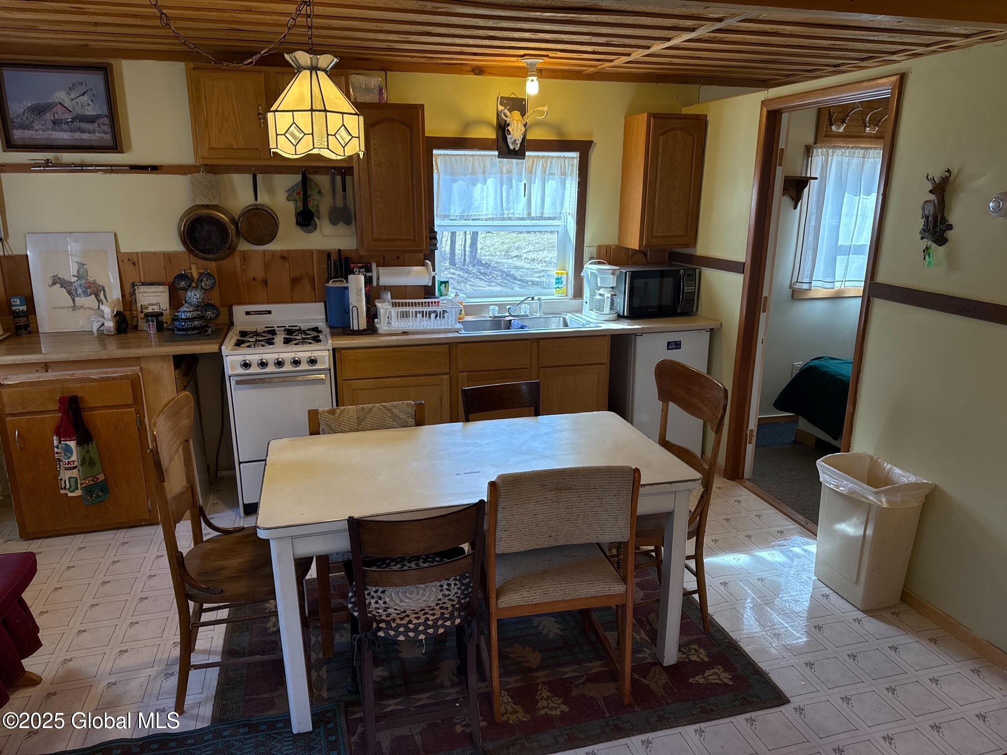 464 Harroway Road Seward, NY 12149 - Photo 8 of 52 DJI_20250417_160733_132