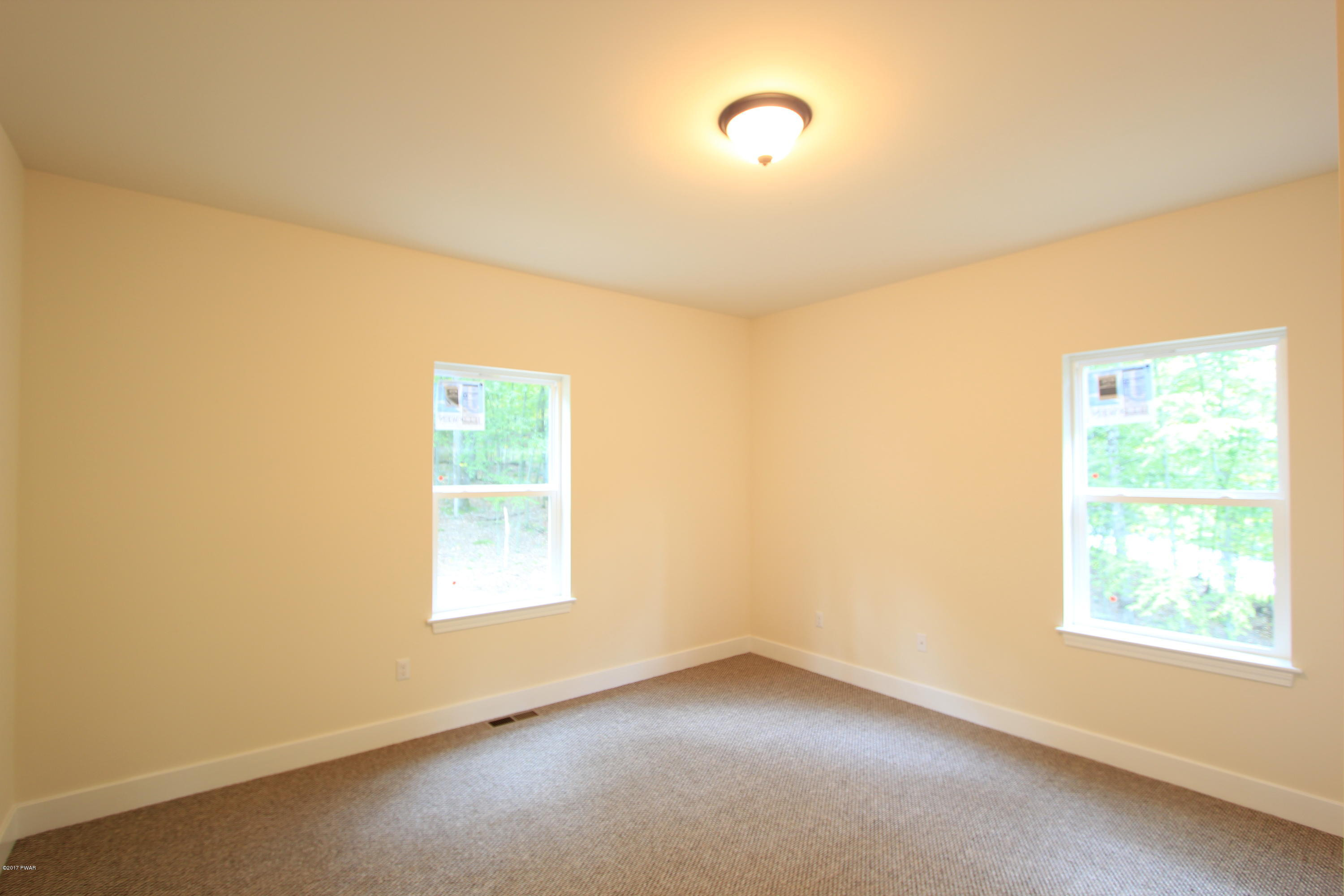107 Eagle Rock Road Lackawaxen, PA 18435 - Photo 17 of 52