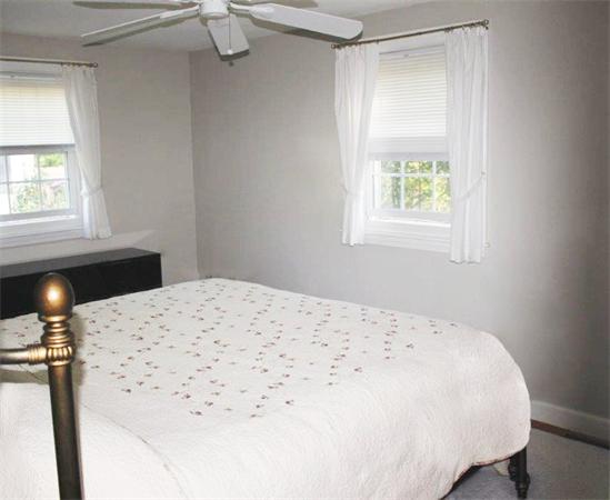 194 Robert Road Dedham, MA 02026 - Photo 18 of 25 Gallery Image 18