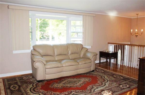 194 Robert Road Dedham, MA 02026 - Photo 9 of 25 Gallery Image 9