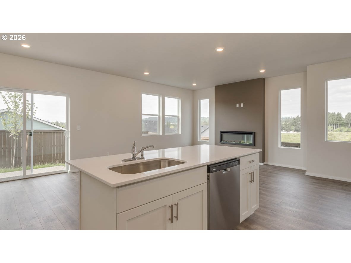 3703 Southwest 36th Street Gresham, OR 97080 - Photo 12 of 25