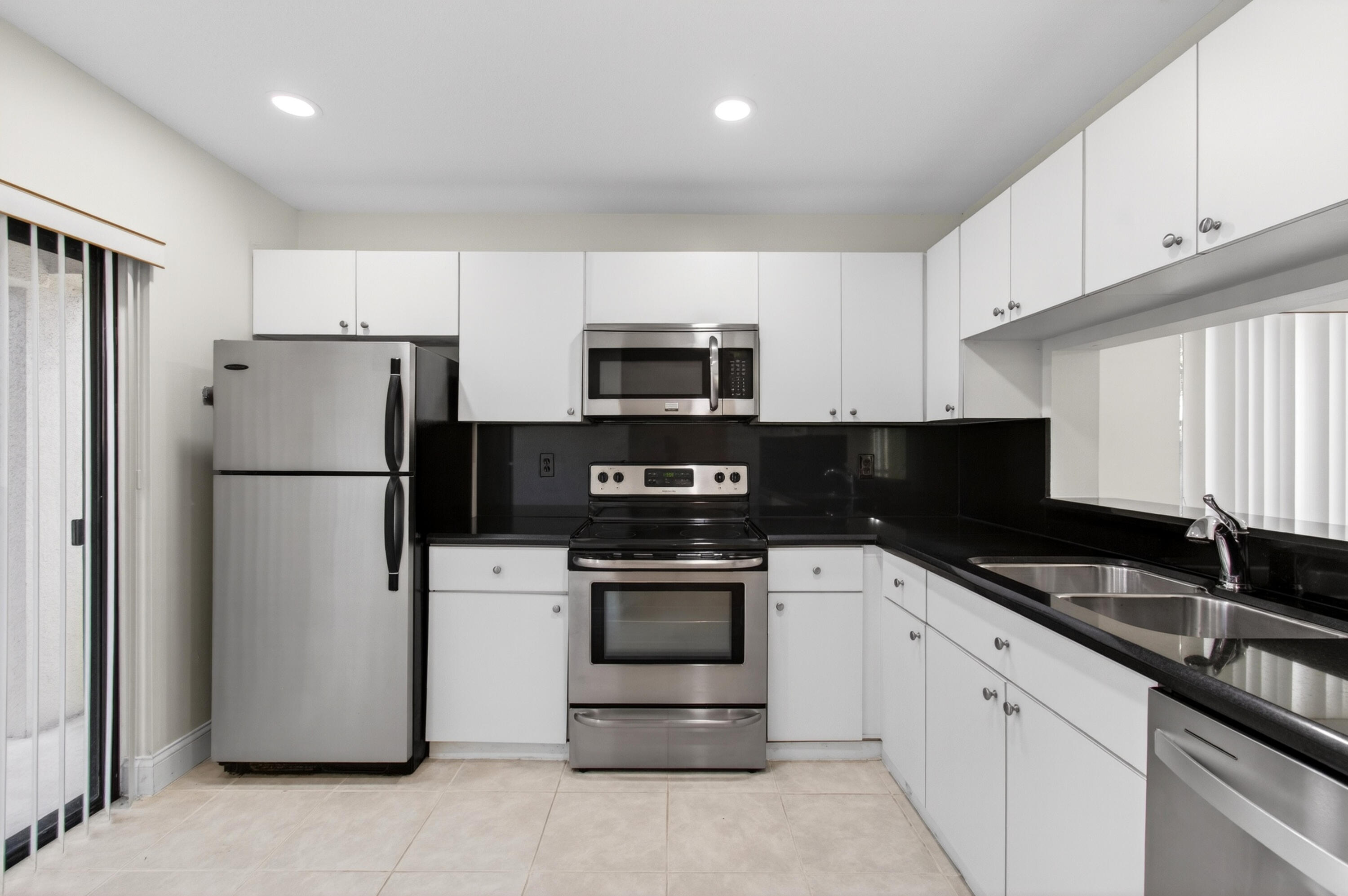 351 Club Circle, Unit 101 Boca Raton, FL 33487 - Photo 29 of 55 29-print-DSC_8907