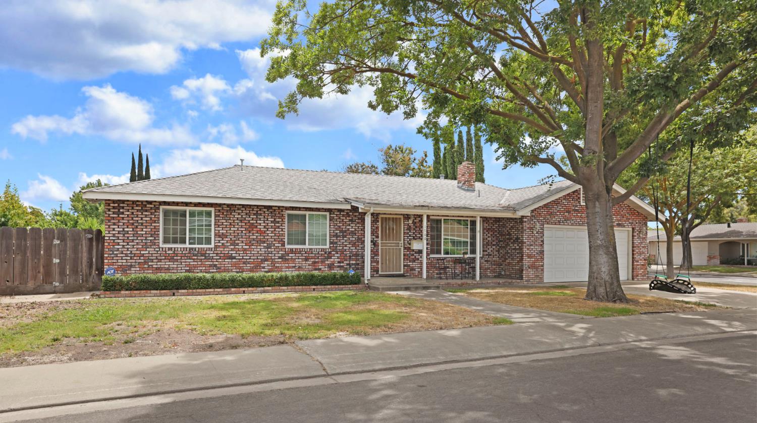 1700 Chapala Way Modesto, CA 95355 - Photo 37 of 39