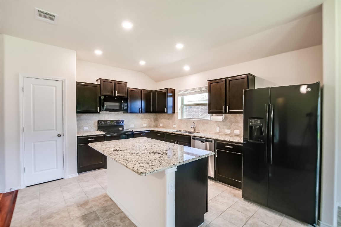 908 Wolcott Drive Leander, TX 78641 - Photo 11 of 30