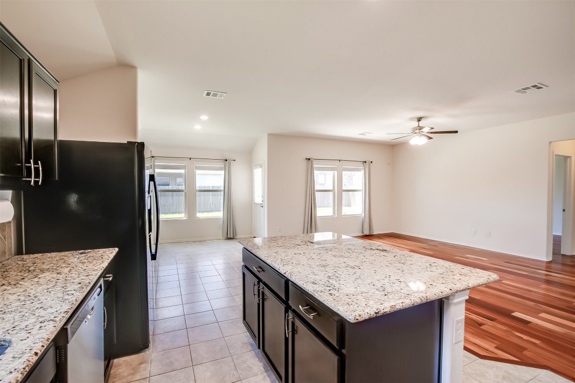 908 Wolcott Drive Leander, TX 78641 - Photo 13 of 30