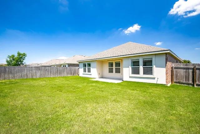 $1,895 | 908 Wolcott Drive, Leander, TX 78641