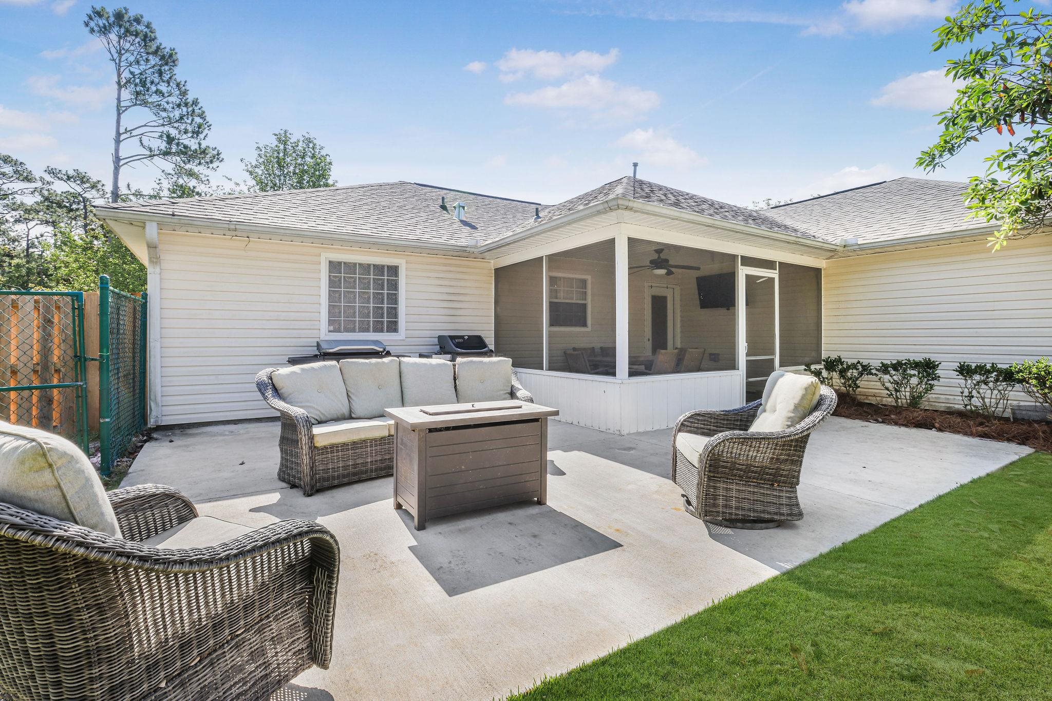 24710 Gulf Bay Road Orange Beach, AL 36561 - Photo 18 of 20 Back Patio