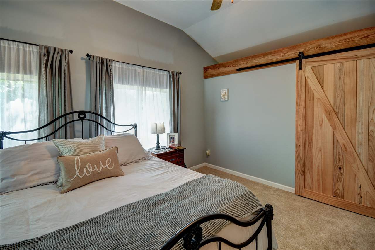 4960 East Boardman Road South Boardman, MI 49680 - Photo 27 of 39 1862448-26.JPG