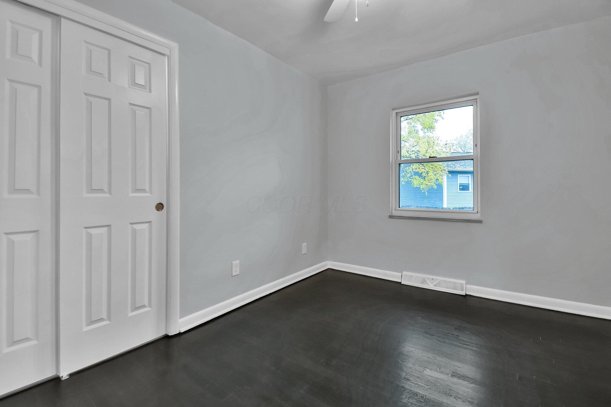 975 South Spring Road Westerville, OH 43081 - Photo 9 of 25 9