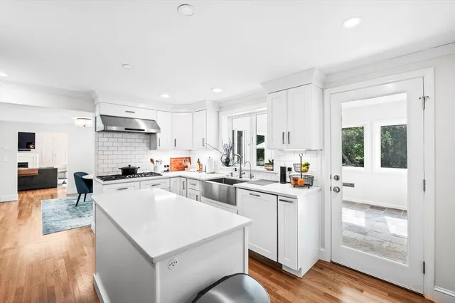 $1,200,000 | 88 Haverhill Road, Topsfield, MA 01983