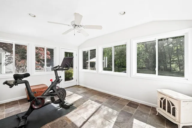 $1,200,000 | 88 Haverhill Road, Topsfield, MA 01983