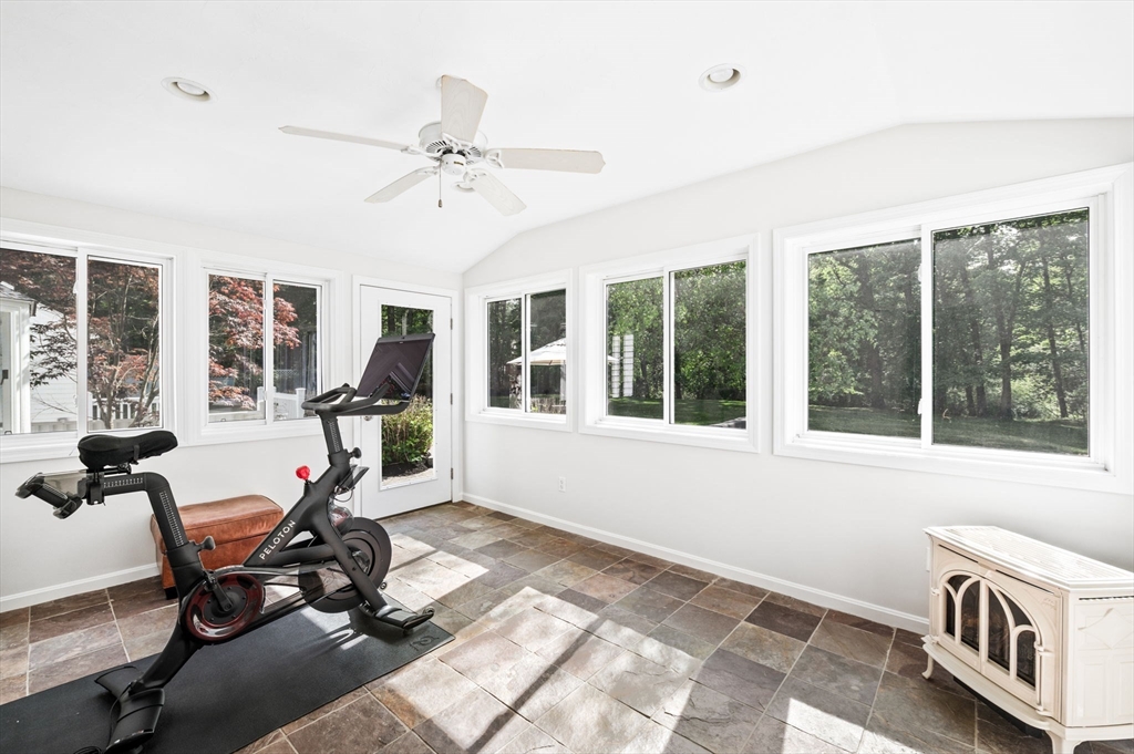 88 Haverhill Road Topsfield, MA 01983 - Photo 28 of 40