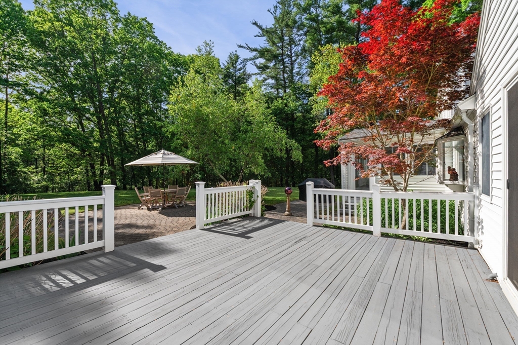 88 Haverhill Road Topsfield, MA 01983 - Photo 9 of 40