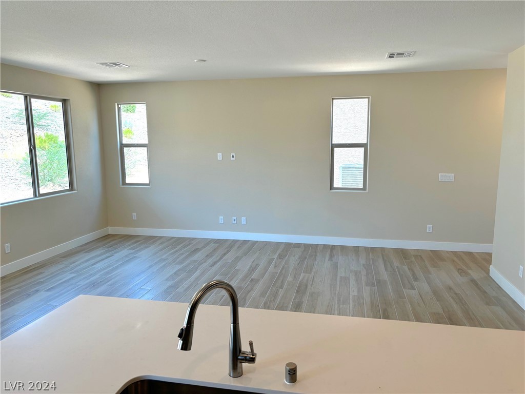 633 Corona Way Mesquite, NV 89027 - Photo 10 of 27 Gallery Image 10