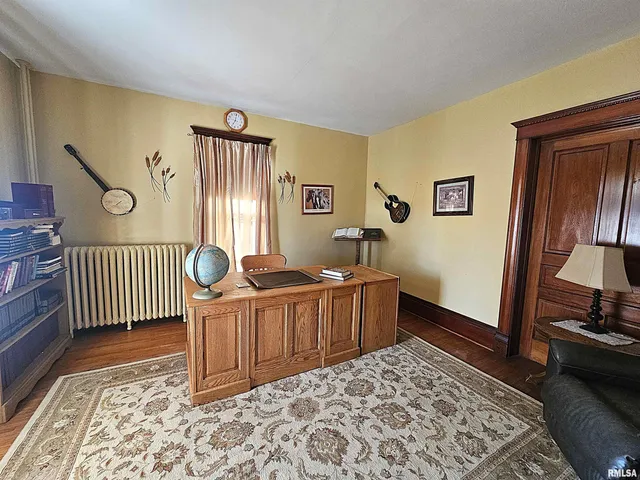 $109,900 | 115 East Court Street, Cambridge, IL 61238