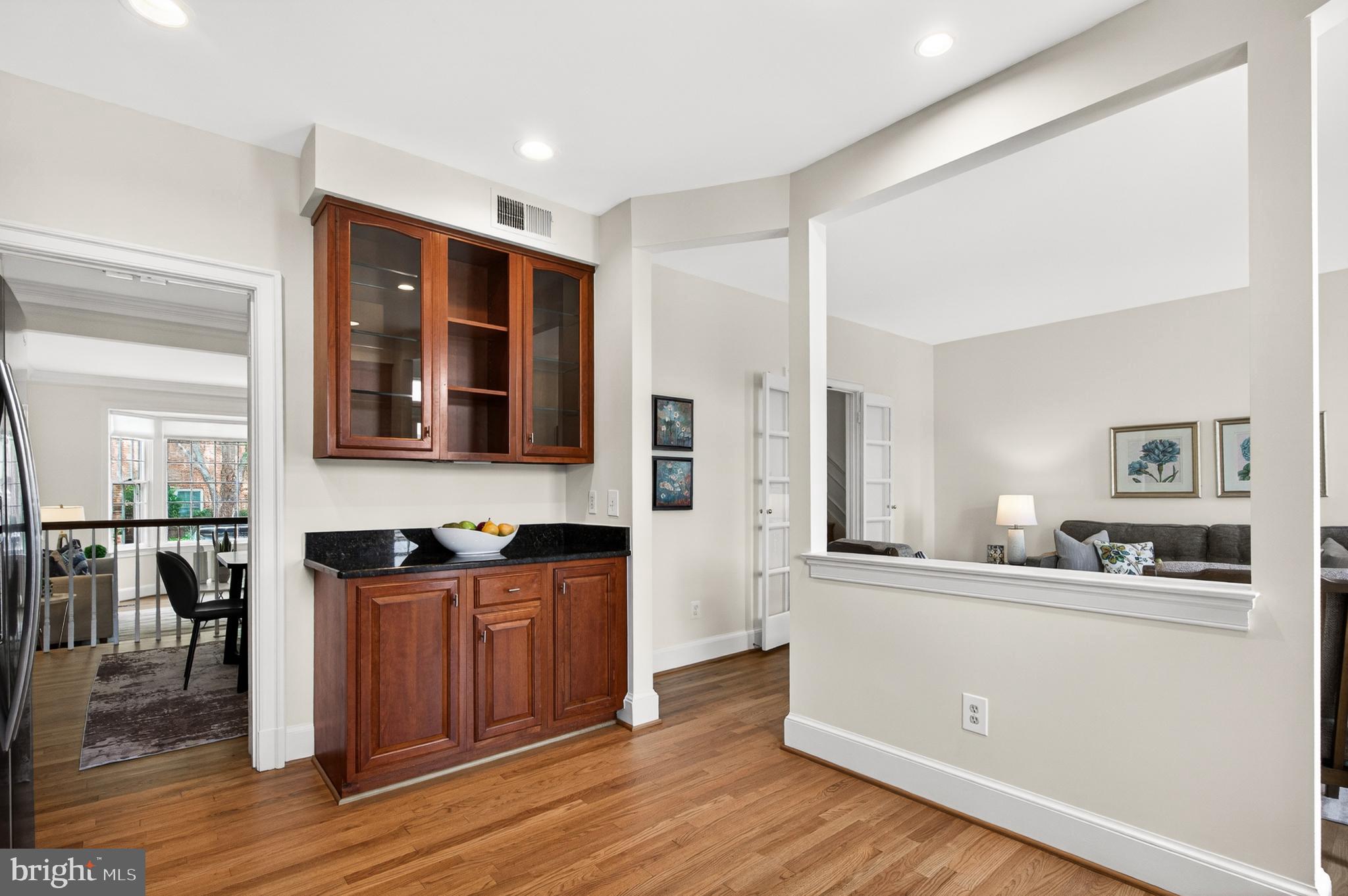 8016 Quarry Ridge Way Bethesda, MD 20817 - Photo 15 of 53