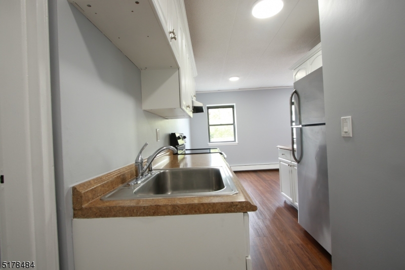 149 Main Street, Unit 3C Millburn, NJ 07041 - Photo 6 of 10