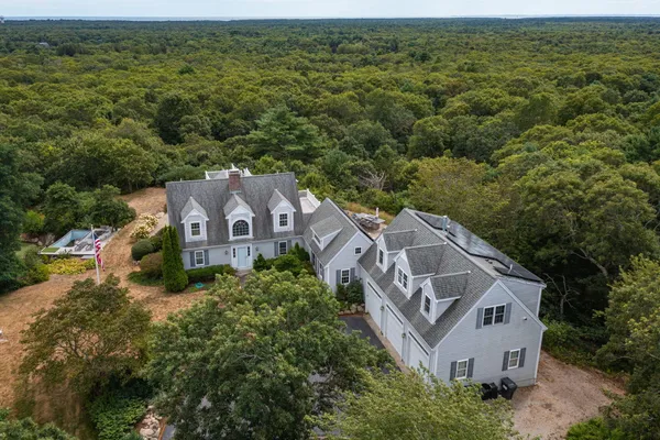 $1,318,000 | 74 Saddler Lane, Marstons Mills, MA 02648