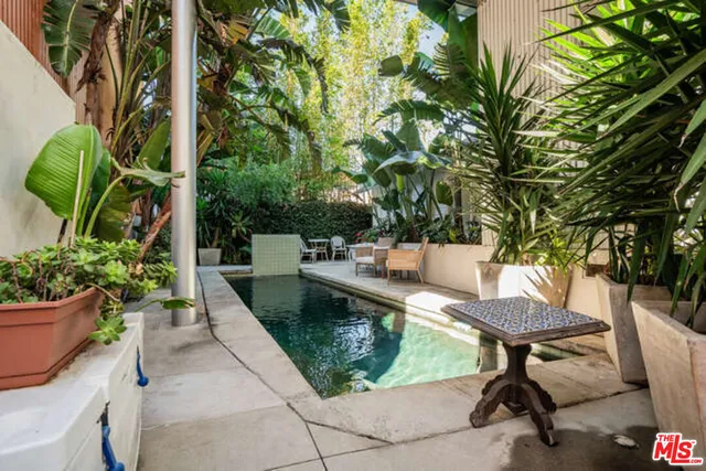 $6,950 | 2452 Penmar Avenue, Venice, CA 90291