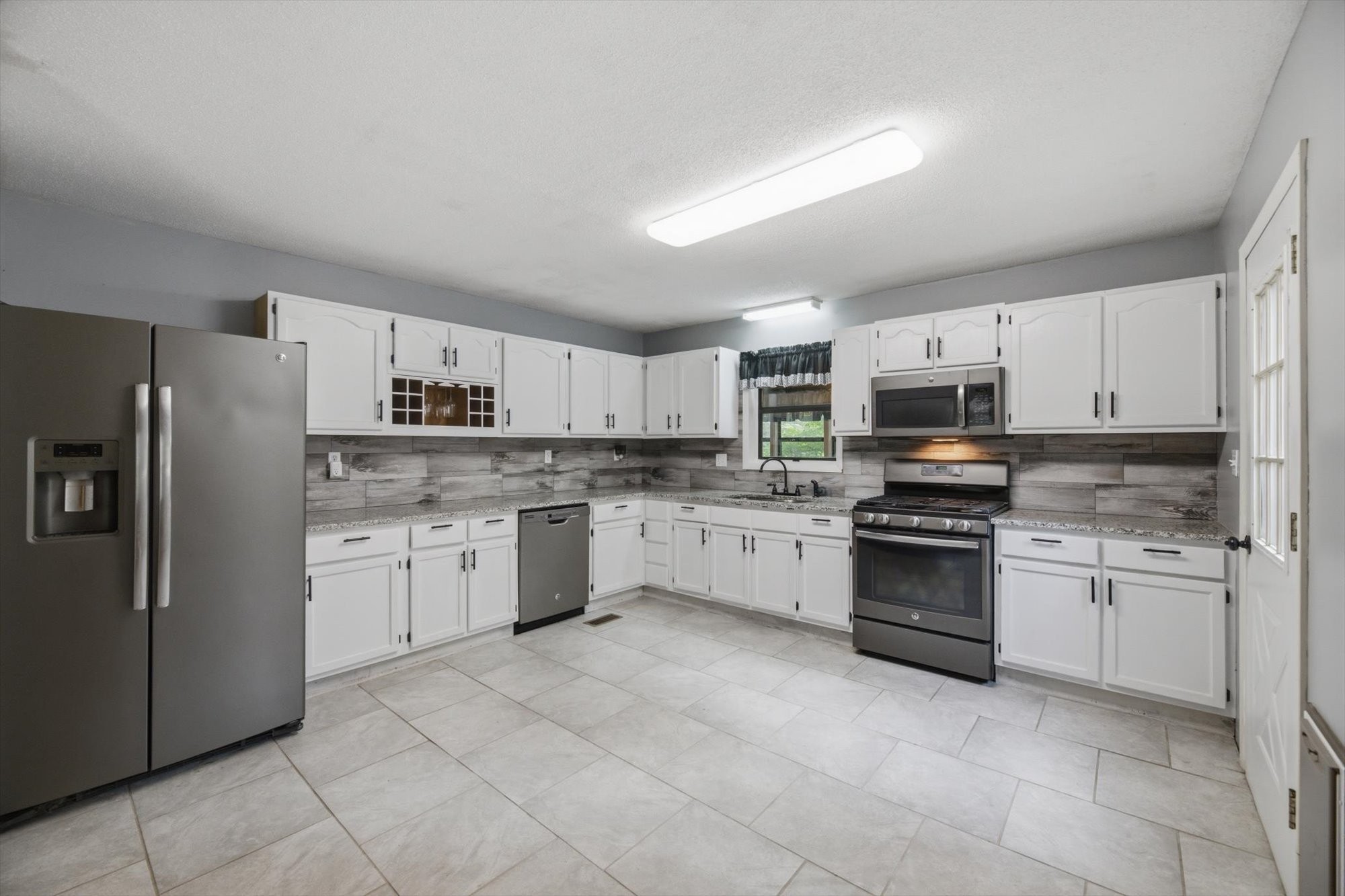 170 Mt Harmony Road Copperhill, TN 37317 - Photo 9 of 50