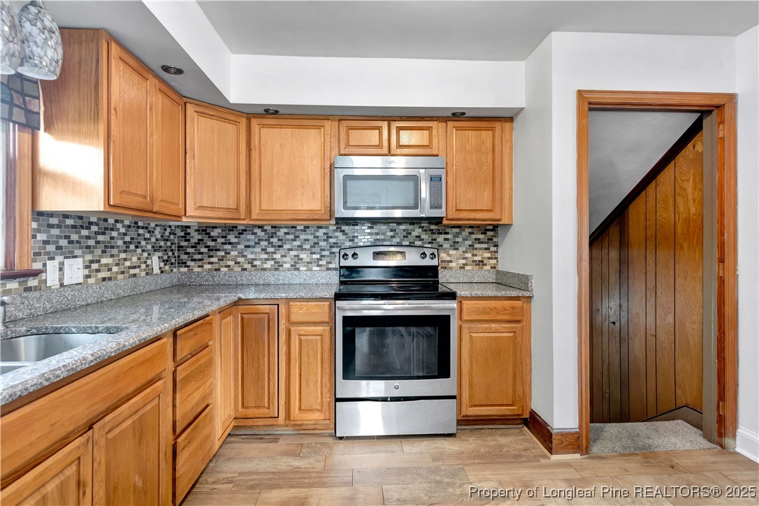 504 West 32nd Street Lumberton, NC 28358 - Photo 10 of 36