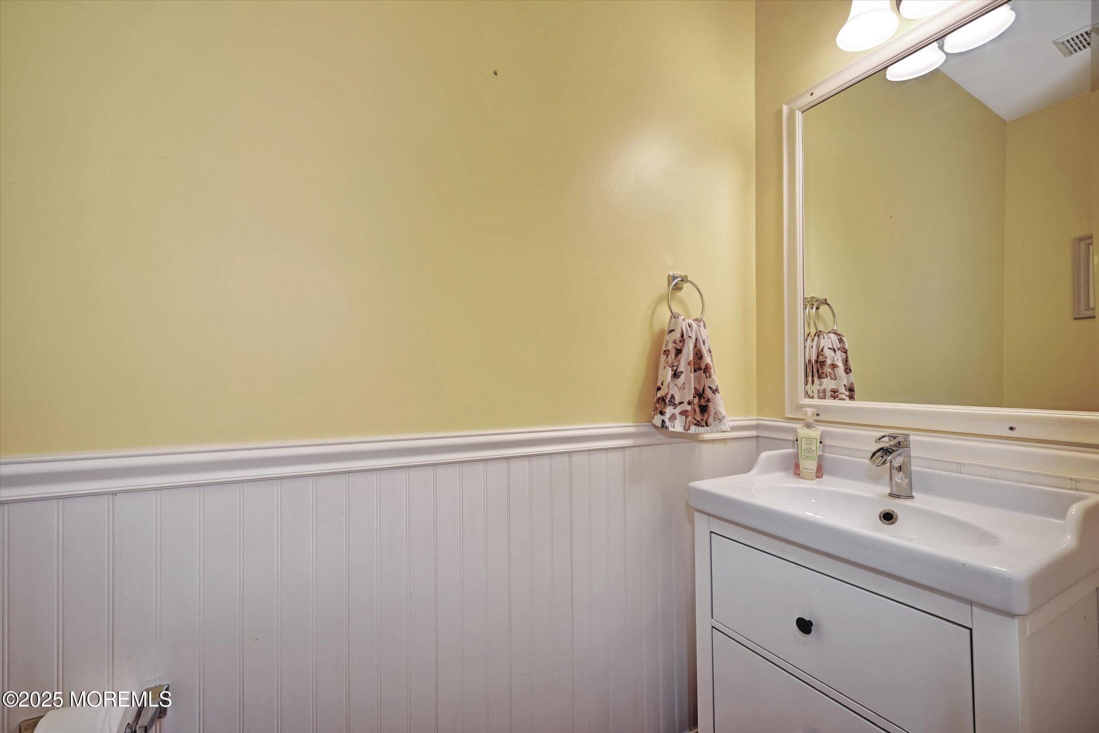 1 A Newtons Corner Road Howell, NJ 07731 - Photo 20 of 55 20-Bathroom