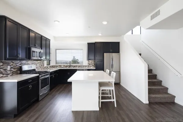 $5,995 | 5968 Lauretta Street, San Diego, CA 92110