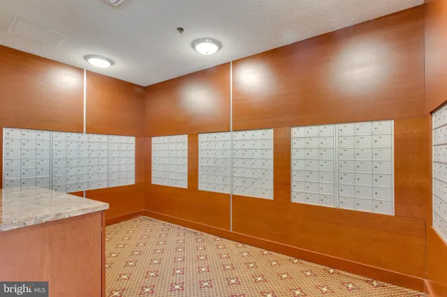 $2,600 | 3709 South George Mason Drive, Unit T3E, Falls Church, VA 22041