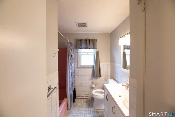 $2,700 | 3 Mountain View Drive, Rocky Hill, CT 06067