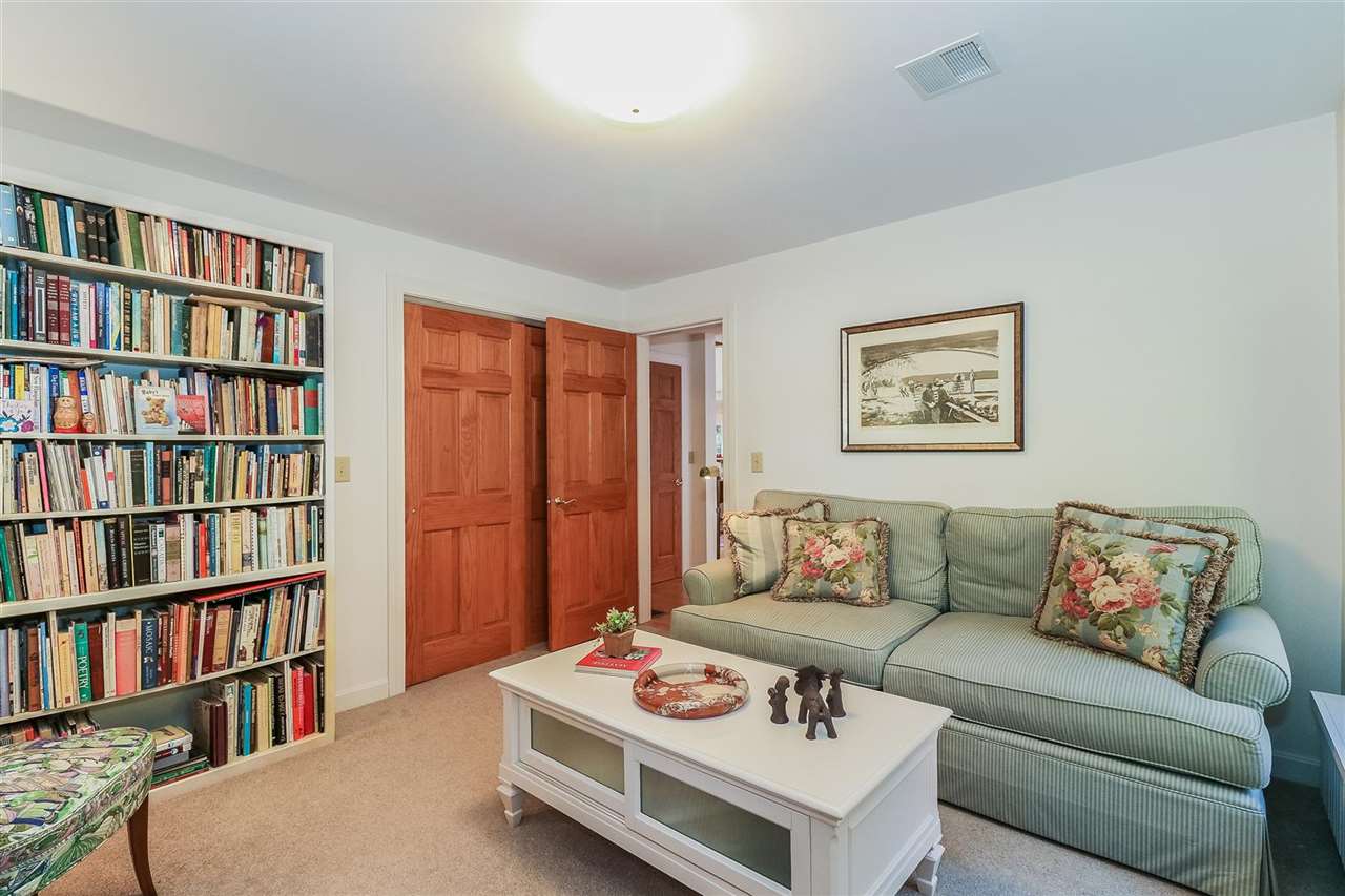 22 Hopewell Point Road Wolfeboro, NH 03894 - Photo 18 of 40 Gallery Image 18