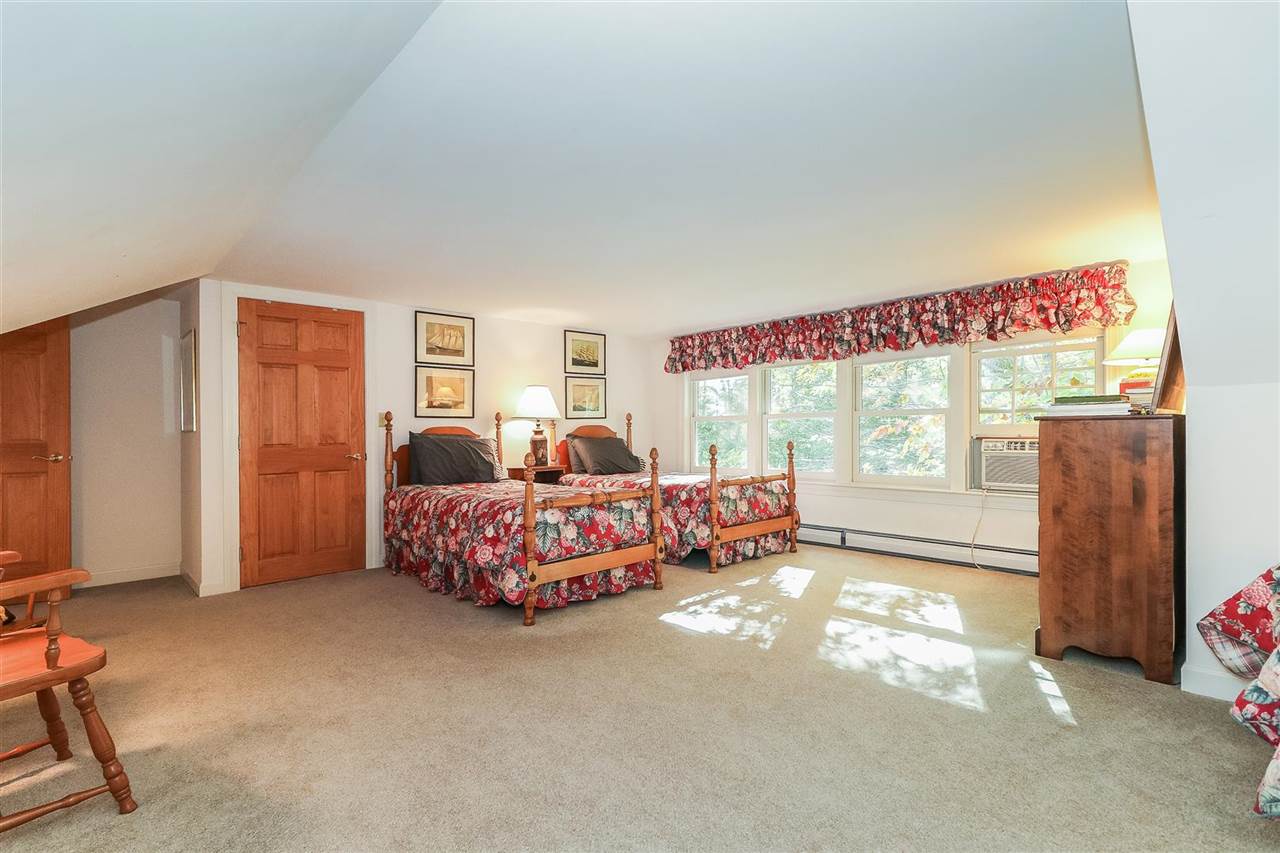 22 Hopewell Point Road Wolfeboro, NH 03894 - Photo 28 of 40 Gallery Image 28