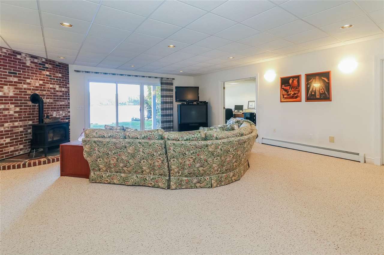 22 Hopewell Point Road Wolfeboro, NH 03894 - Photo 32 of 40 Gallery Image 32