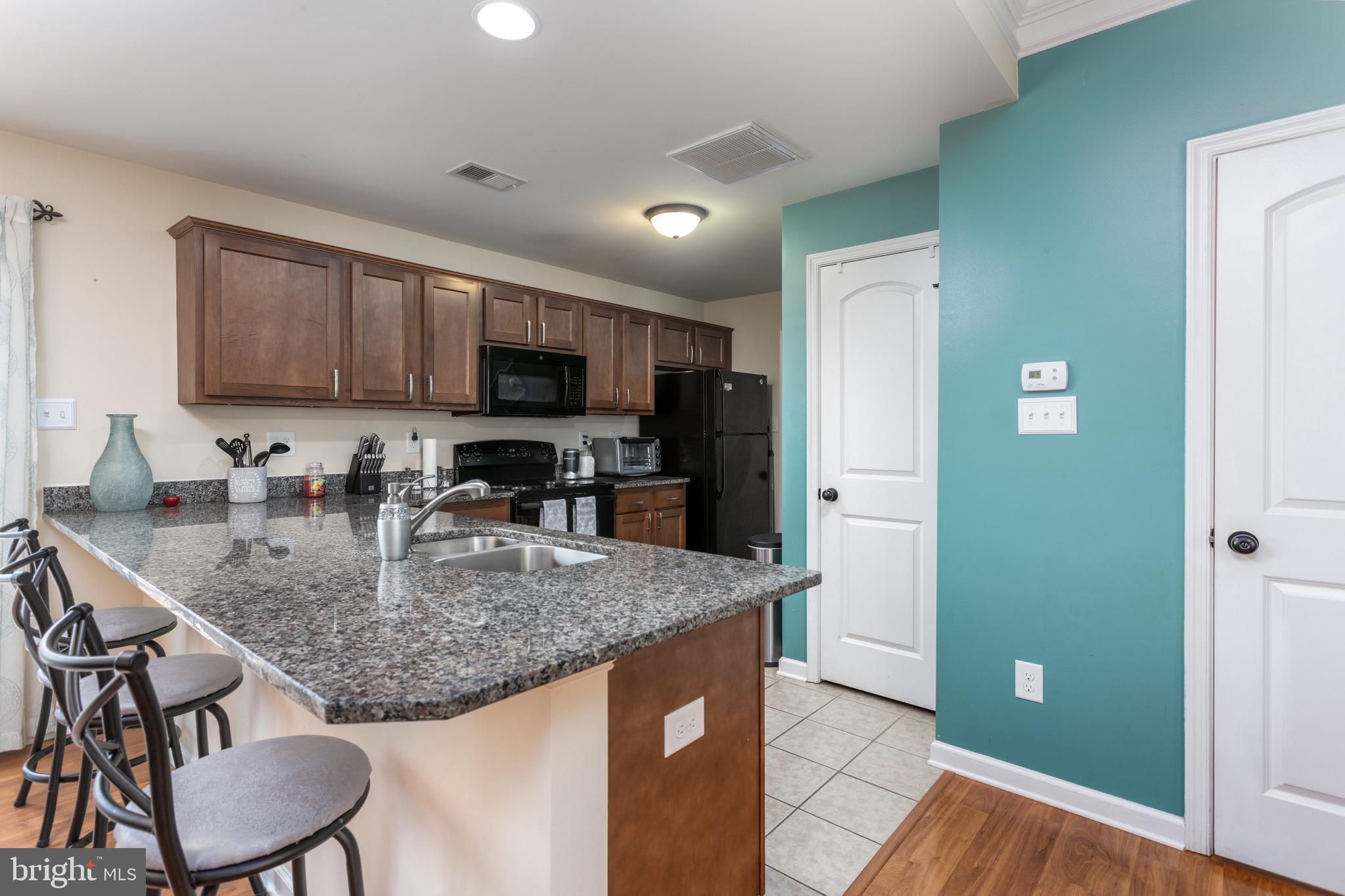 30 Gibson Road Inwood, WV 25428 - Photo 2 of 32 Kitchen