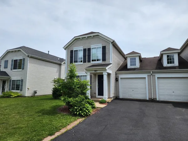 $299,900 | 97 Amberly Drive, Round Lake, IL 60073