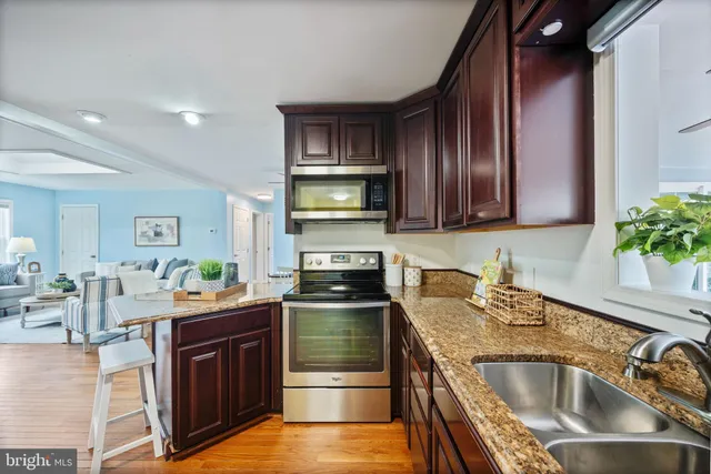 $799,900 | 1572 Annapolis Drive, Glen Burnie, MD 21060