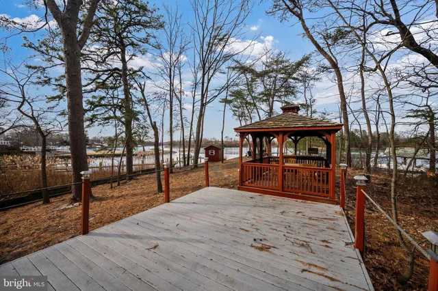 $799,900 | 1572 Annapolis Drive, Glen Burnie, MD 21060