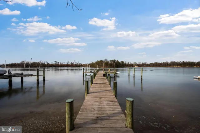 $799,900 | 1572 Annapolis Drive, Glen Burnie, MD 21060