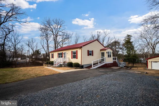 $799,900 | 1572 Annapolis Drive, Glen Burnie, MD 21060