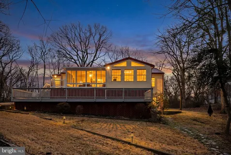 $799,900 | 1572 Annapolis Drive, Glen Burnie, MD 21060