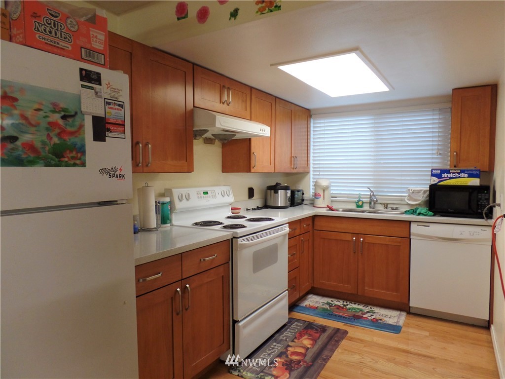 13950 Southeast 173rd Place, Unit 7 Renton, WA 98058 - Photo 6 of 23 Gallery Image 6