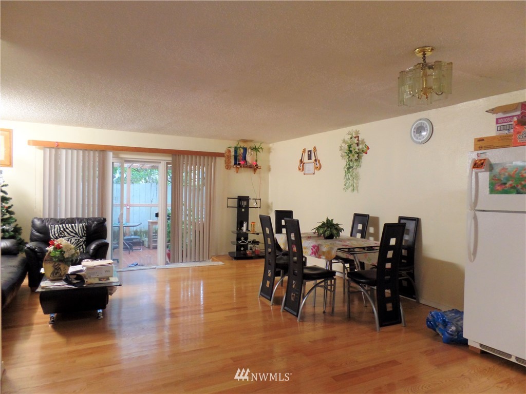 13950 Southeast 173rd Place, Unit 7 Renton, WA 98058 - Photo 7 of 23 Gallery Image 7