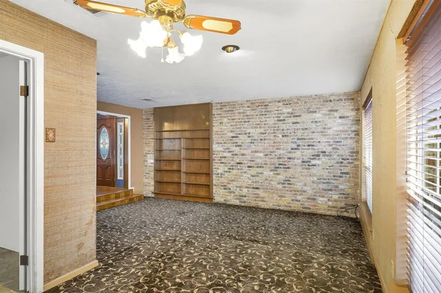 $2,750 | 2942 Forest Hills Lane, Richardson, TX 75080