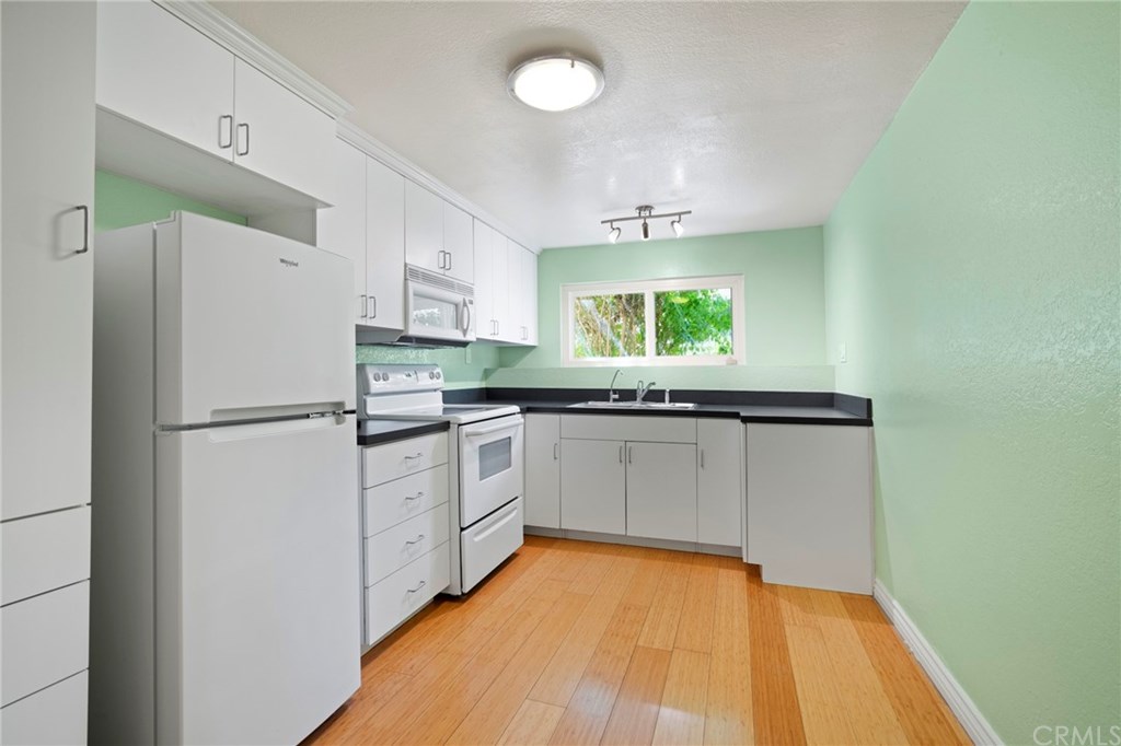 20148 Evening Breeze Drive Walnut, CA 91789 - Photo 35 of 38 Guest Kitchen
