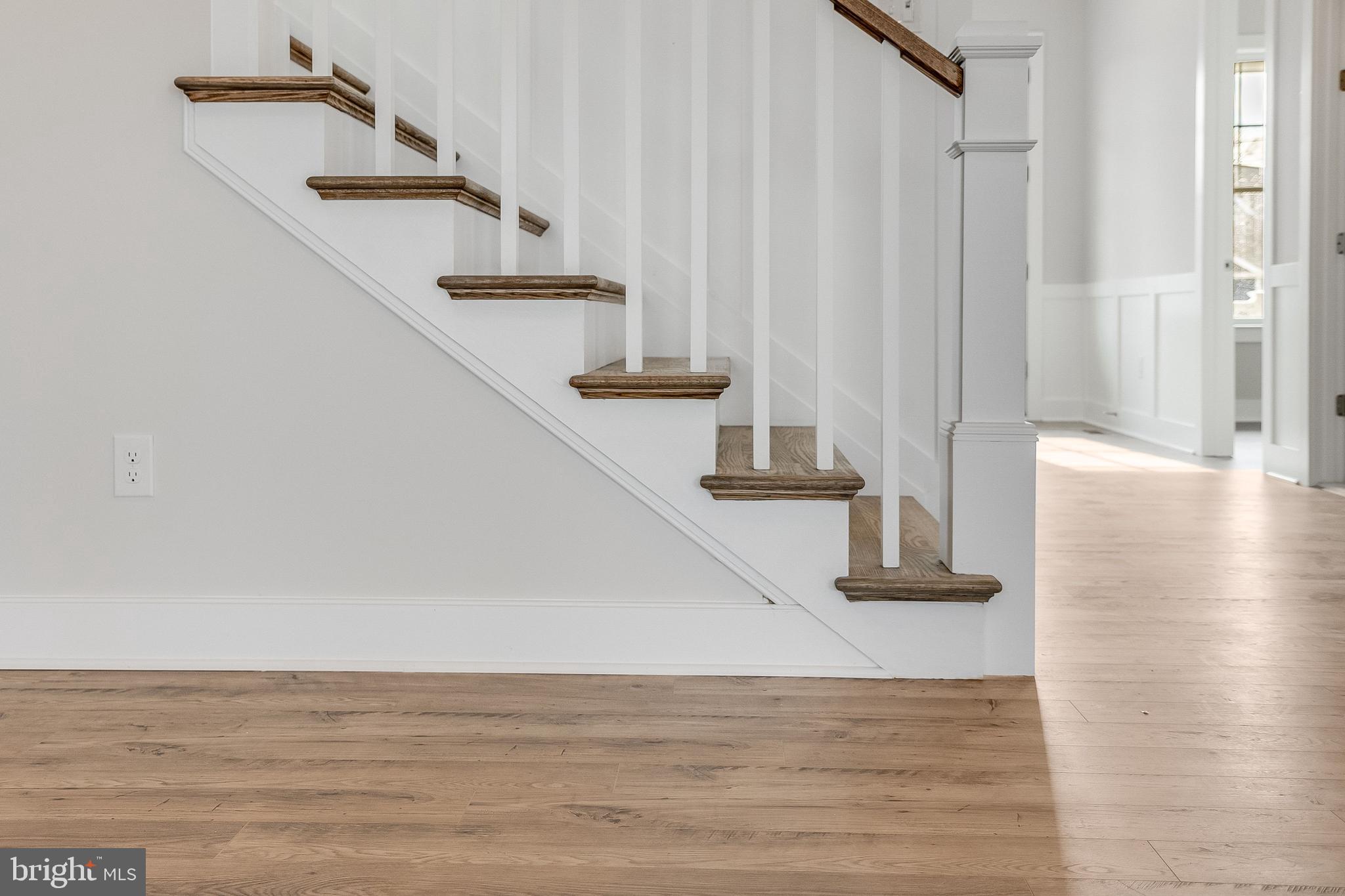 37828 Cedar Road Selbyville, DE 19975 - Photo 69 of 109 Open stairway to 2nd level