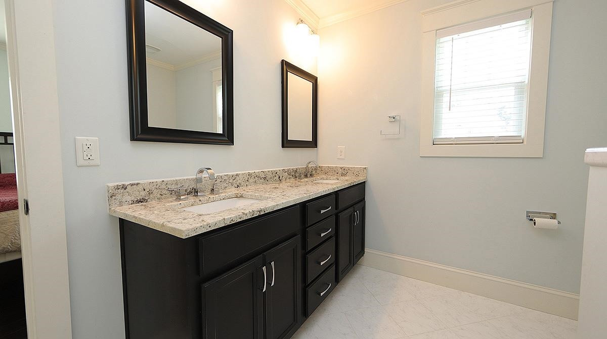 108 Georgetown Road Raleigh, NC 27608 - Photo 6 of 14 Master Bath/Spa