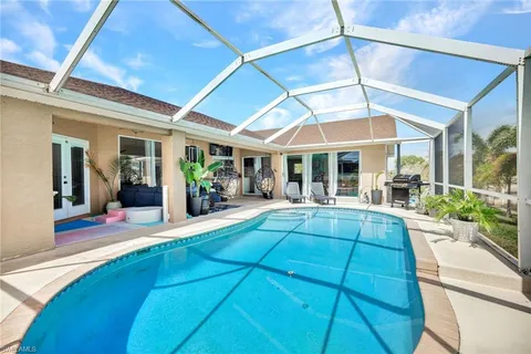 $645,000 | 17 Southeast 15th Avenue, Cape Coral, FL 33990