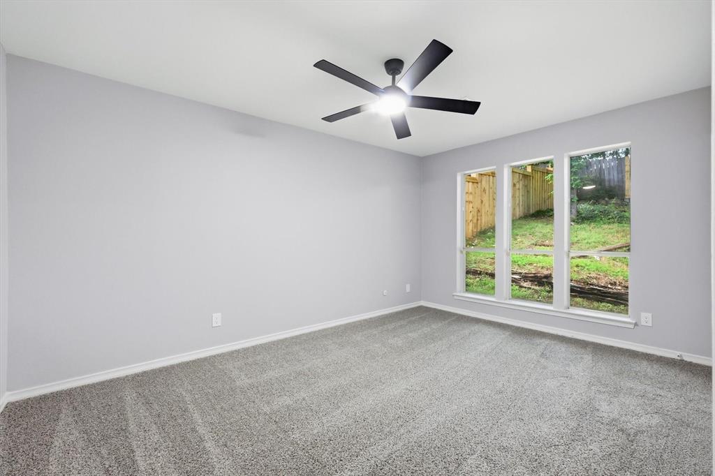 413 Rochelle Boulevard Irving, TX 75062 - Photo 26 of 38