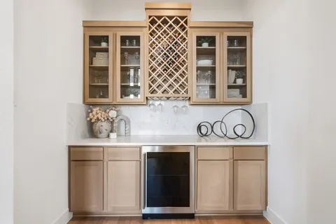 $774,990 | 2351 Friendswood Trail, Friendswood, TX 77546