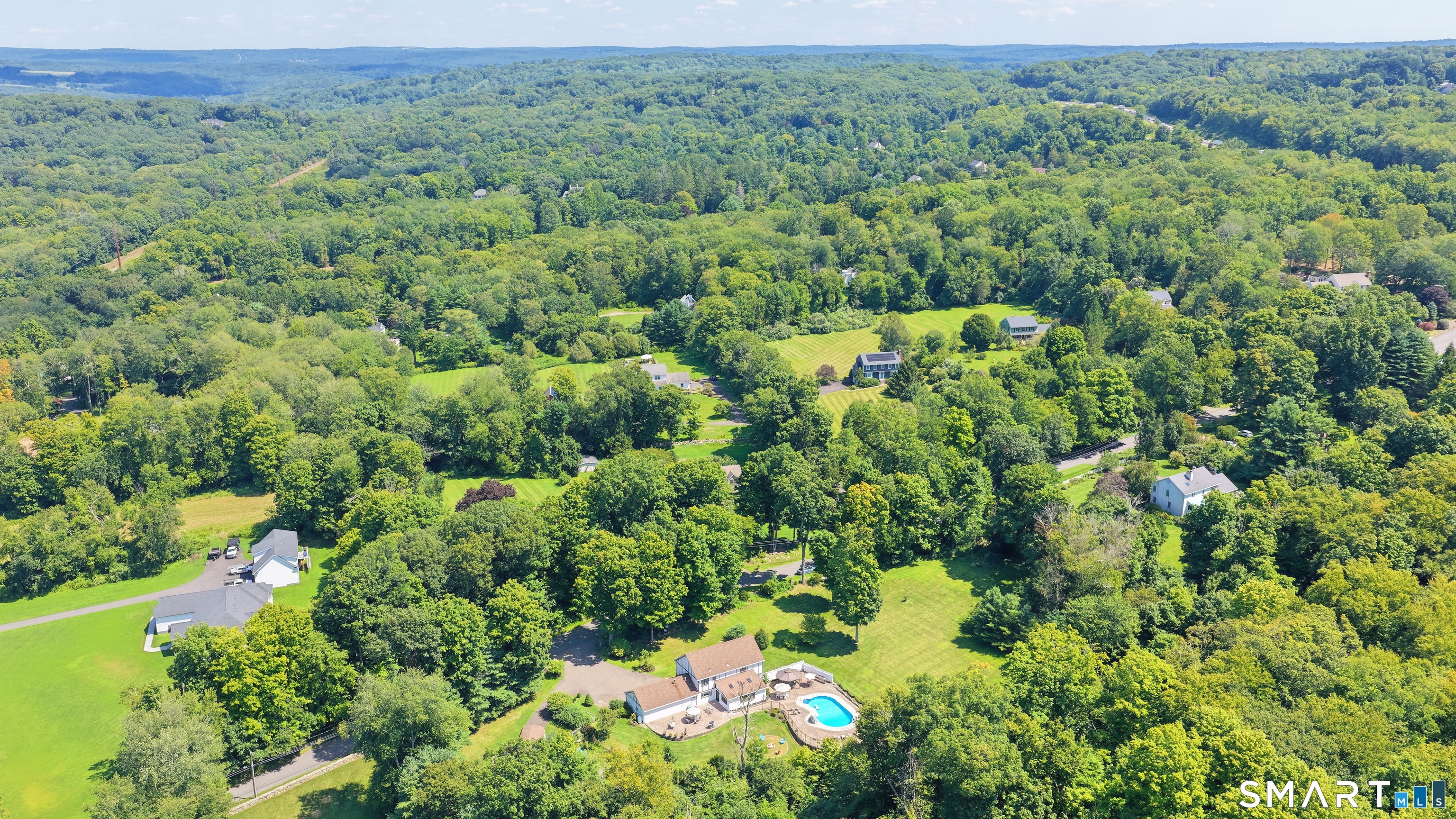 37 Tunnel Road Newtown, CT 06470 - Photo 36 of 39 Gallery Image 36